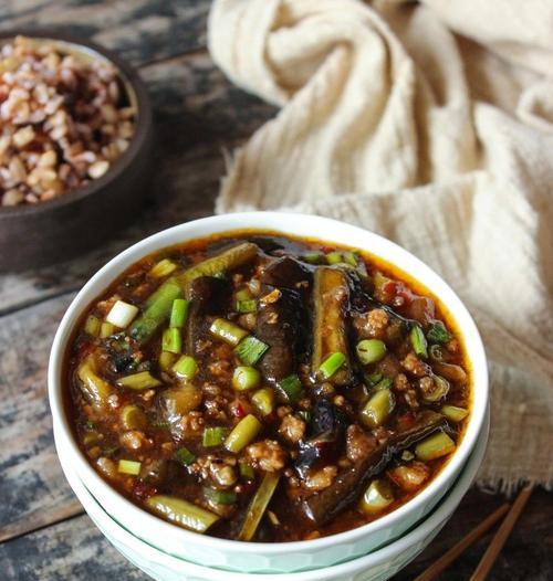 肉末香菇烧茄子怎么做？步骤详细解析是什么？