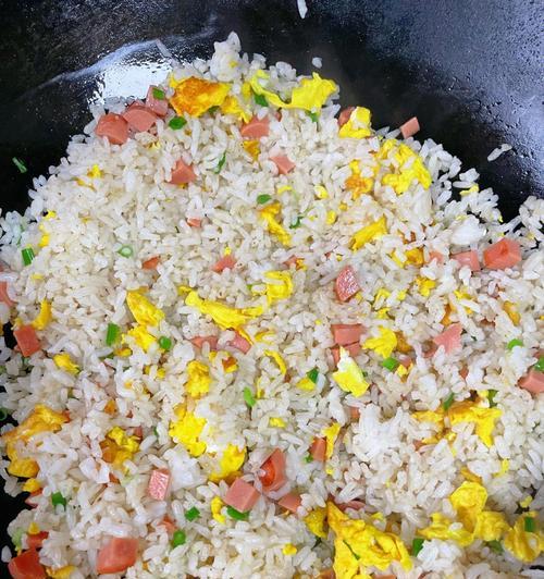 甜菜炒饭怎么做才能留住春天的颜色？