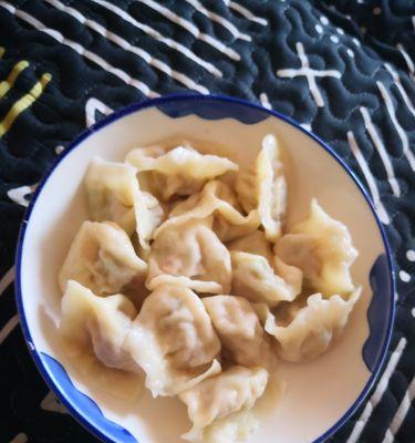 白萝卜馅饺子怎么做？有哪些步骤和技巧？