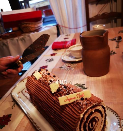 手工制作树根蛋糕，美味与艺术的完美结合（甜品制作）