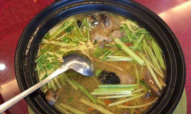 百财老鸭煲怎么做？详细步骤和常见问题解答？