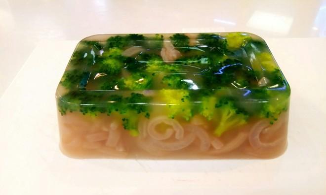 健康美味，手工制作菜汁皮冻（营养丰富）