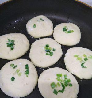 美味土豆饼的制作方法（做法简单易学）
