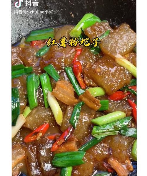 炒红薯粉怎么做？有哪些步骤和技巧？