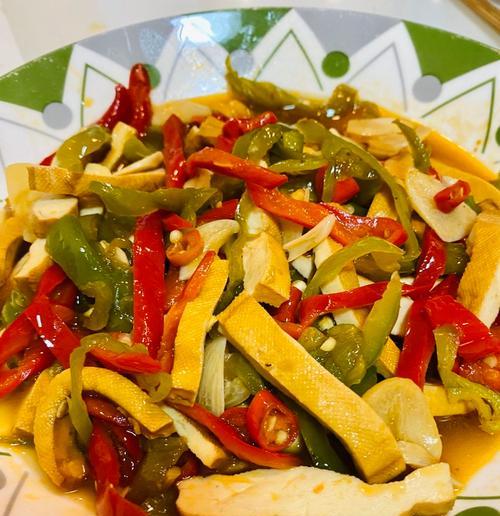 学会这道菜，让你的青椒炒豆干味道更上一层楼（家常美食）