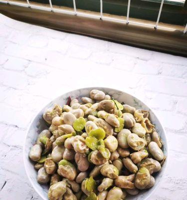 蚕豆煲怎么做？有哪些步骤和技巧？