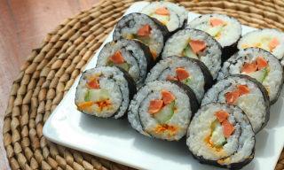 寿司饭卷的做法是什么？如何在家轻松制作美味的寿司饭卷？