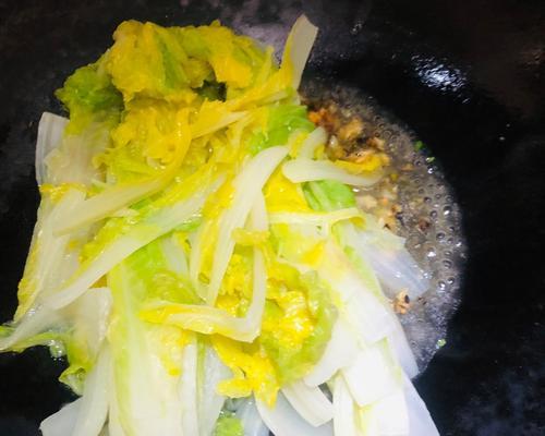 蒜香娃娃菜怎么做？详细步骤和技巧是什么？