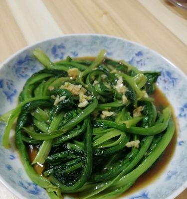 炒苦麦菜的做法是什么？如何炒出鲜嫩可口的苦麦菜？