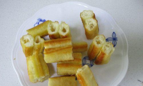 菠萝油条沙拉怎么做？步骤详解和常见问题解答？
