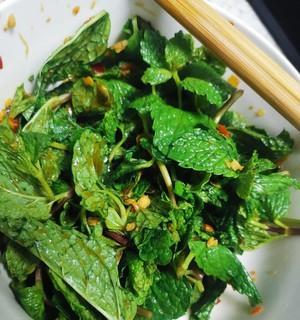 薄荷柠檬鱼怎么做？步骤和技巧有哪些？