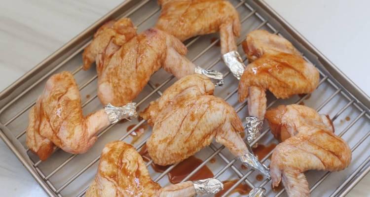 BBQ烤鸡翅的做法是什么？如何在家做出美味的烤鸡翅？