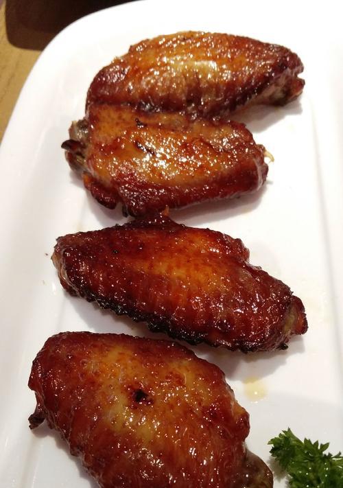 BBQ烤鸡翅的做法是什么？如何在家做出美味的烤鸡翅？
