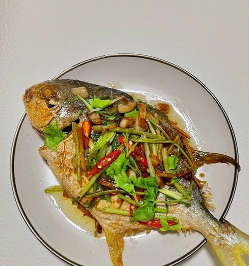 如何在家轻松制作美味的芝麻酱黄花鱼？