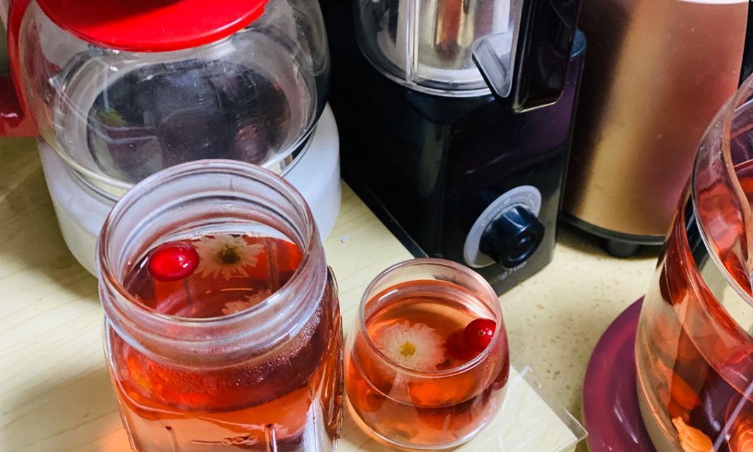 清凉夏日，享受薄荷玫瑰花茶（DIY自制茶饮）