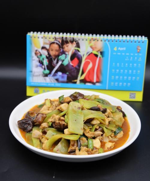 美味可口的菜薹炒鸡肉（家常菜菜薹炒鸡肉做法大揭秘）