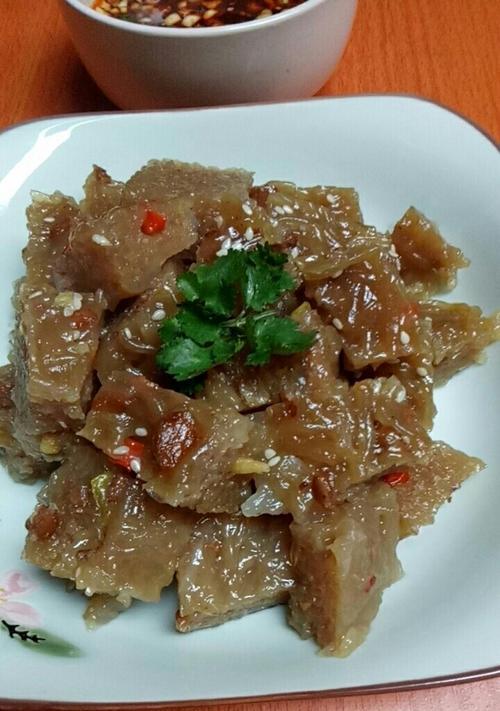 白玉包肉的做法是什么？如何在家轻松制作？