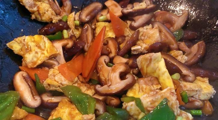 美味香菇炒鸡蛋（简单易学）