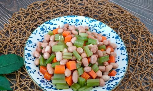 盐水花生米的制作方法（用简单的材料）