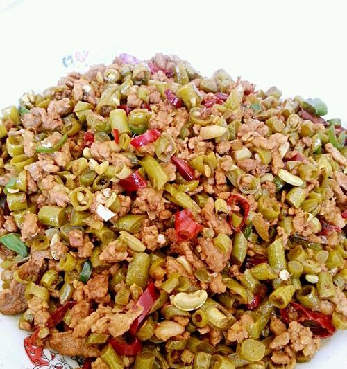 酸豆角炒肉末，美味又营养（以豆角为主）