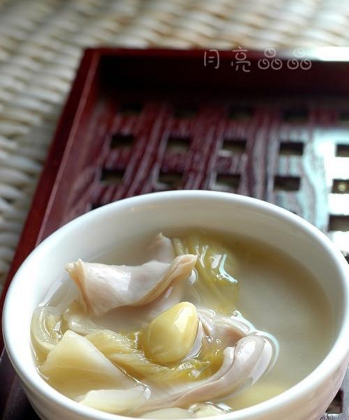 白果炖肚条的做法是什么？如何炖制出美味的白果炖肚条？