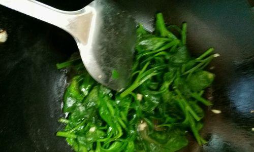 清炒毛毛菜的做法（做法简单易学）