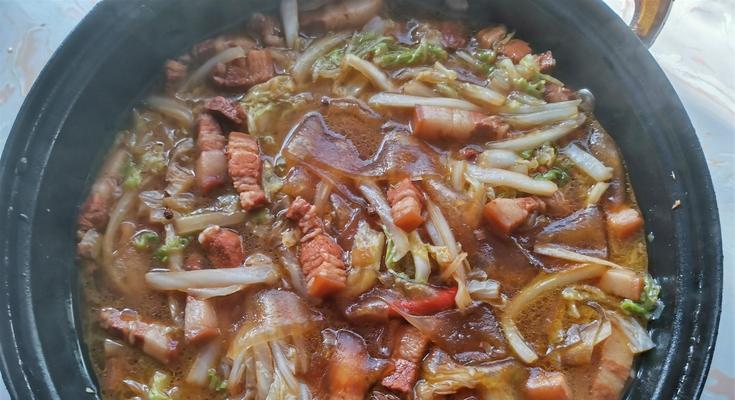 白菜粉条炖五花肉怎么做？步骤和技巧是什么？