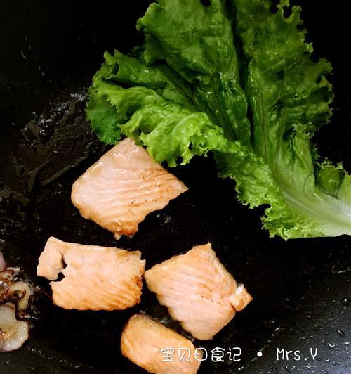 三文鱼豆腐拼盘怎么做？在家轻松制作的秘诀是什么？