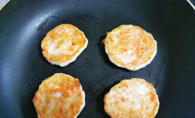 时蔬虾饼怎么做？制作时蔬虾饼的步骤和技巧是什么？