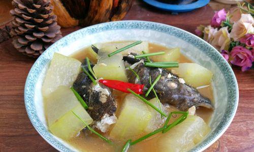 美味营养的猪尾骨冬瓜汤（如何用猪尾骨炖出清香美味的冬瓜汤）