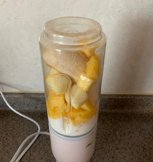 草莓黄桃酸奶奶昔怎么做？制作步骤和常见问题解答？