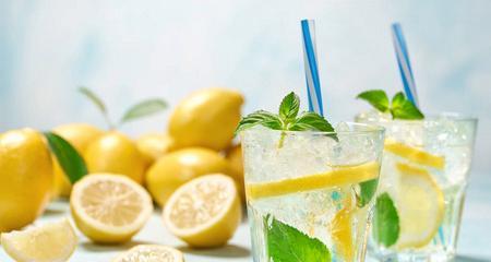 薄荷青柠檬水怎么做？有哪些健康益处？