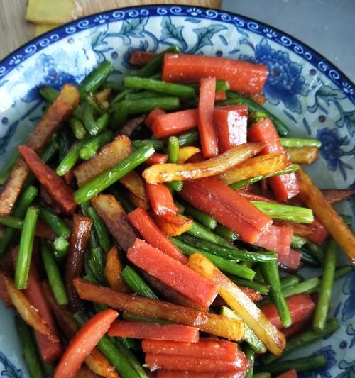 蒜薹炒土豆条的做法是什么？步骤详解如何做？