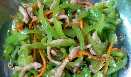 菜椒炒肉怎么做才好吃？步骤和技巧是什么？