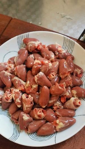烧烤味鸡心怎么做？有哪些步骤和技巧？