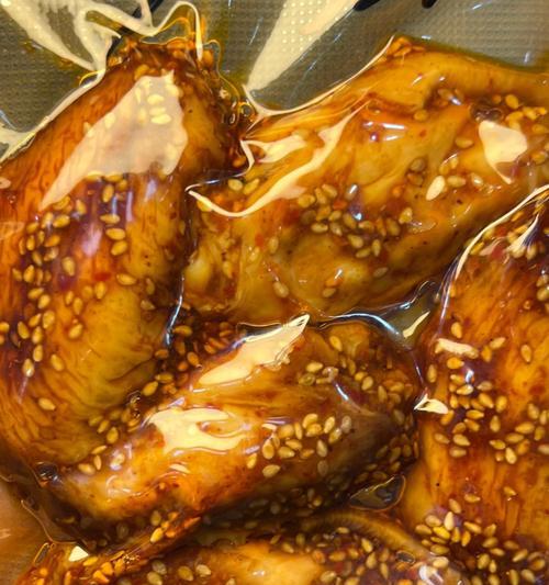 酸辣鸡翅怎么做才够味？详细步骤解析！