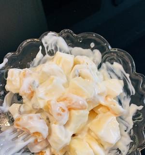 打造清爽美味，解暑一夏——菠船水果沙拉（清凉水果）