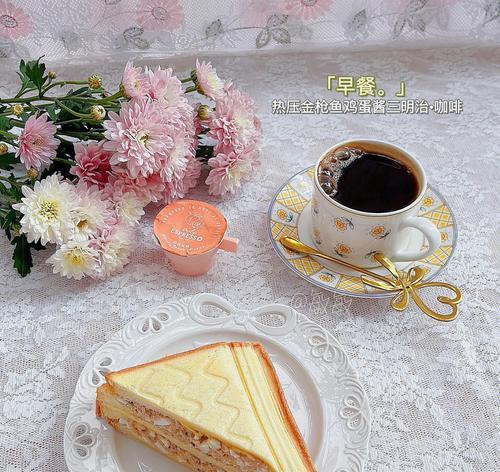 草莓三明治，圣诞节的应景早餐（打造温馨节日氛围）