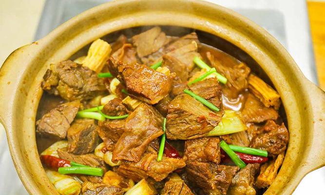 砂锅焖肉的做法是什么？如何做出美味的砂锅焖肉？