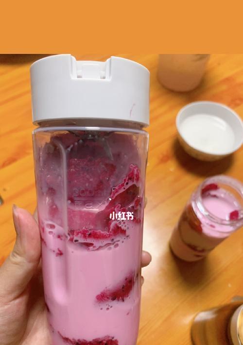 自制饮品火龙果养乐多怎么做？步骤和材料是什么？