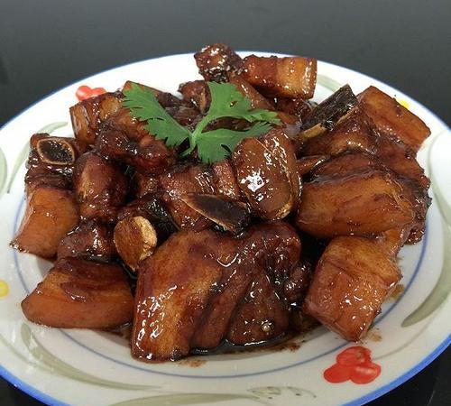 甜蜜红烧肉的做法是什么？如何在家轻松制作？