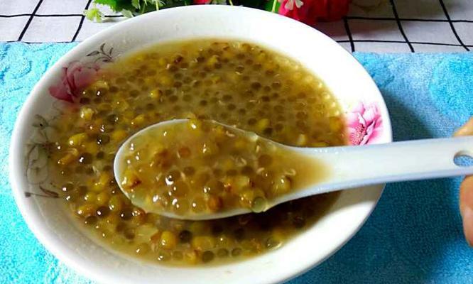 冰糖绿豆汤怎么做？有哪些步骤和小技巧？
