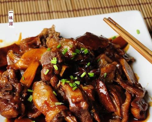 笋干烧鸭的做法（传统美食）