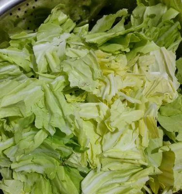 糖醋莲白的制作方法（营养美味）