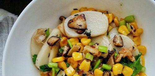 以蔬炒年糕，口感独特美味（蔬菜与年糕的完美搭配）