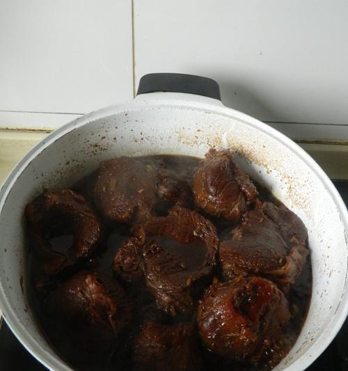 五香卤肉的制作方法（家常美食）