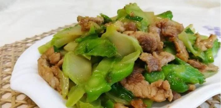 肉片炒儿菜怎么做？步骤和技巧有哪些？