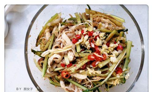 棒棒鸡丝的做法是什么？如何在家轻松制作？
