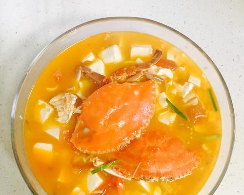 营养美味的消脂番茄木耳豆腐汤（以番茄、木耳和豆腐为主材料的减肥汤）