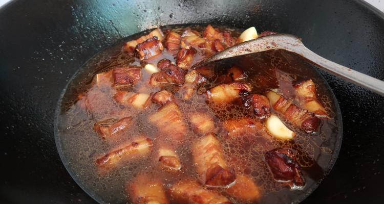 这红烧肉的做法是什么？如何做出正宗的红烧肉？